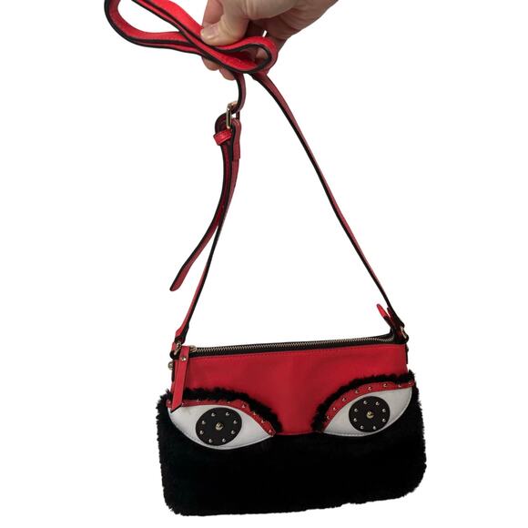 Vintage Sharif Red Black Eye Appliqué Crossbody Bag Faux Fur Leather 8x11 - Picture 2 of 9